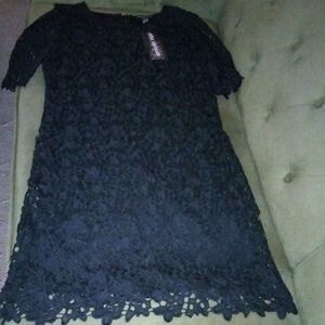 Nina Leonard Black Lace Short Sleeve Dress